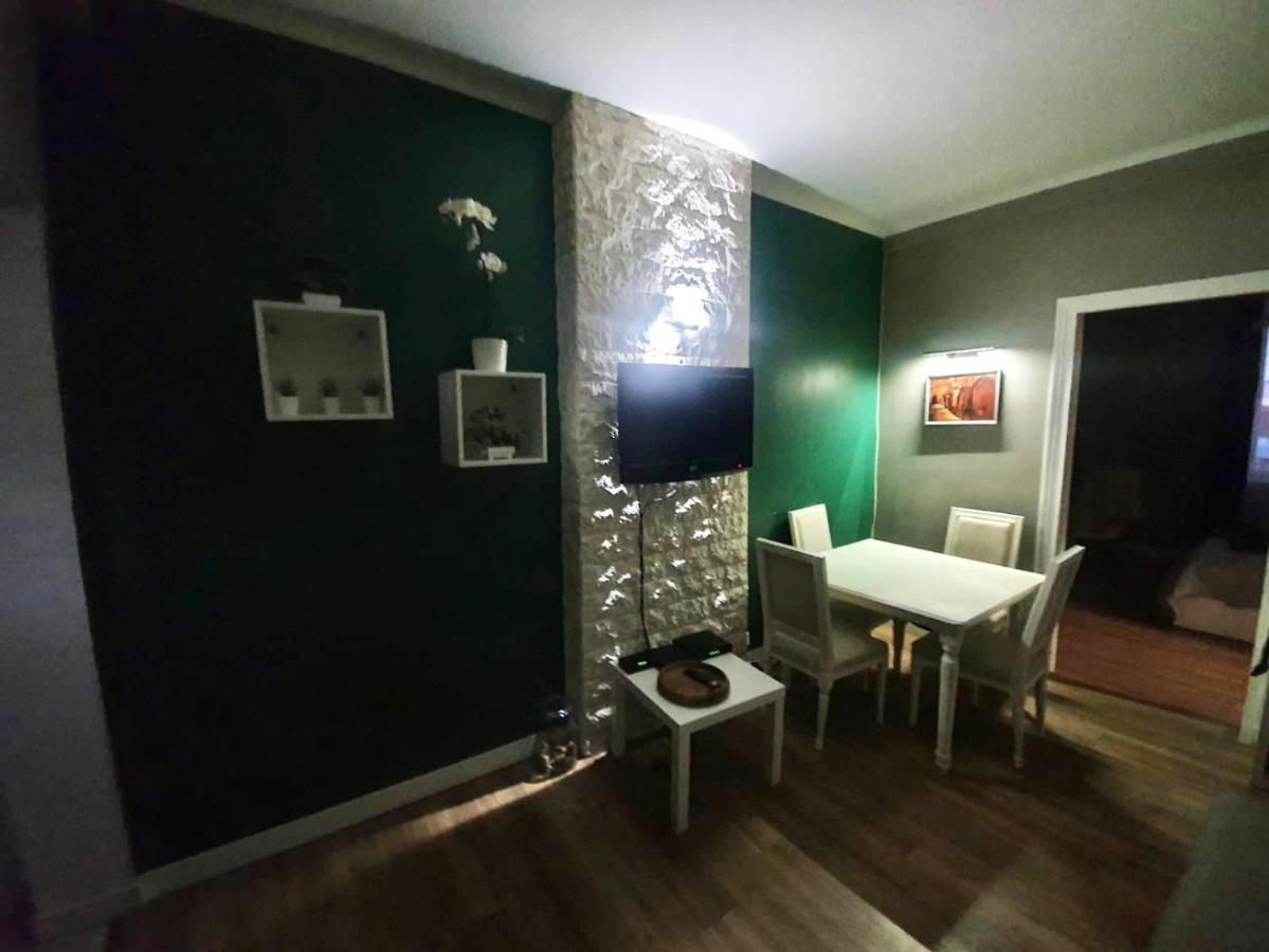 Appartement Refait Par Architecte. Proche De La Gare Et Le Centre De Реймс Екстериор снимка