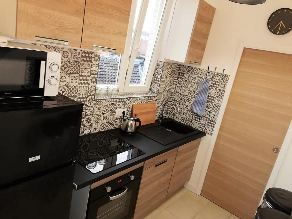 Appartement Refait Par Architecte. Proche De La Gare Et Le Centre De Реймс Екстериор снимка