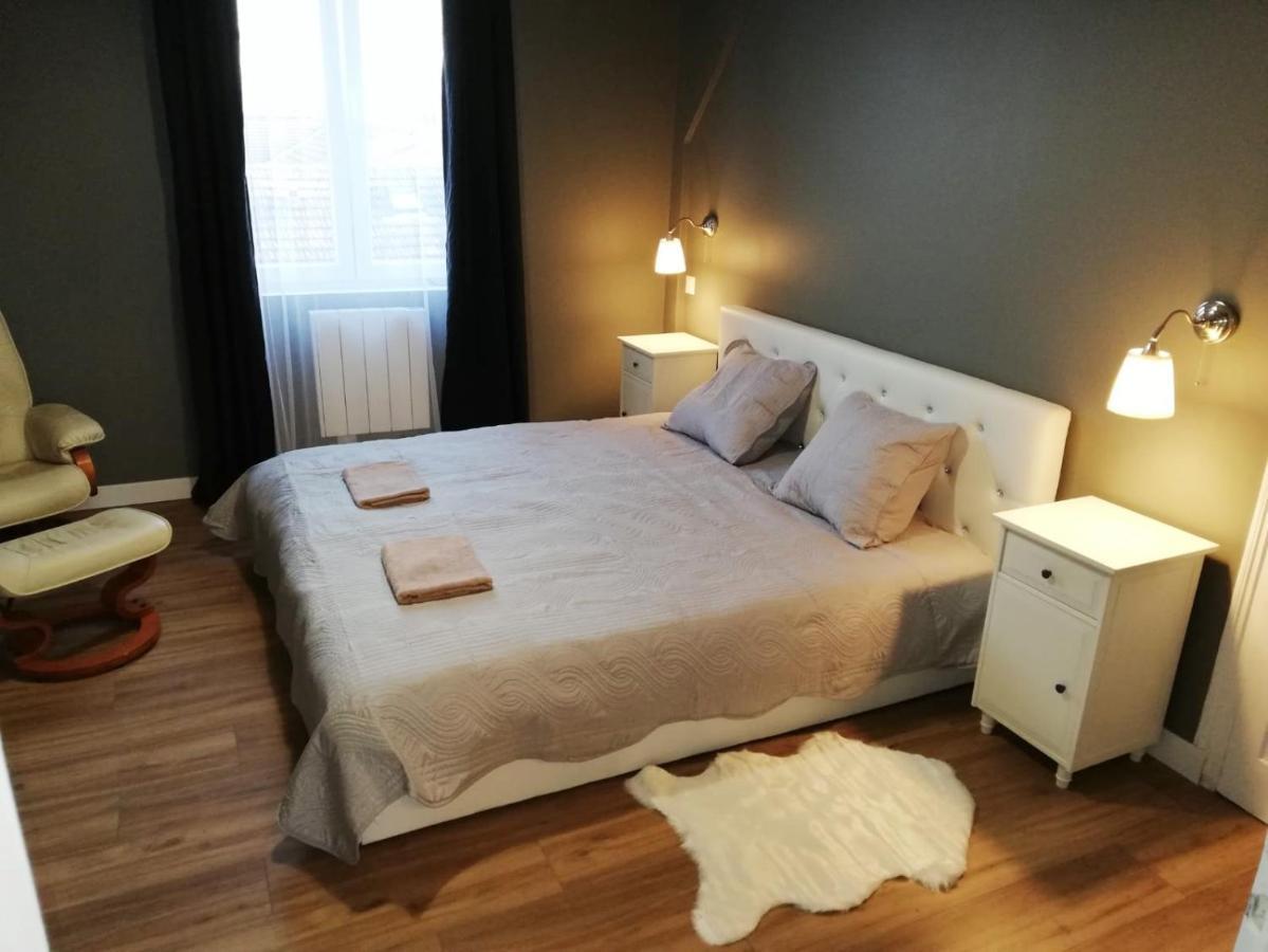Appartement Refait Par Architecte. Proche De La Gare Et Le Centre De Реймс Екстериор снимка